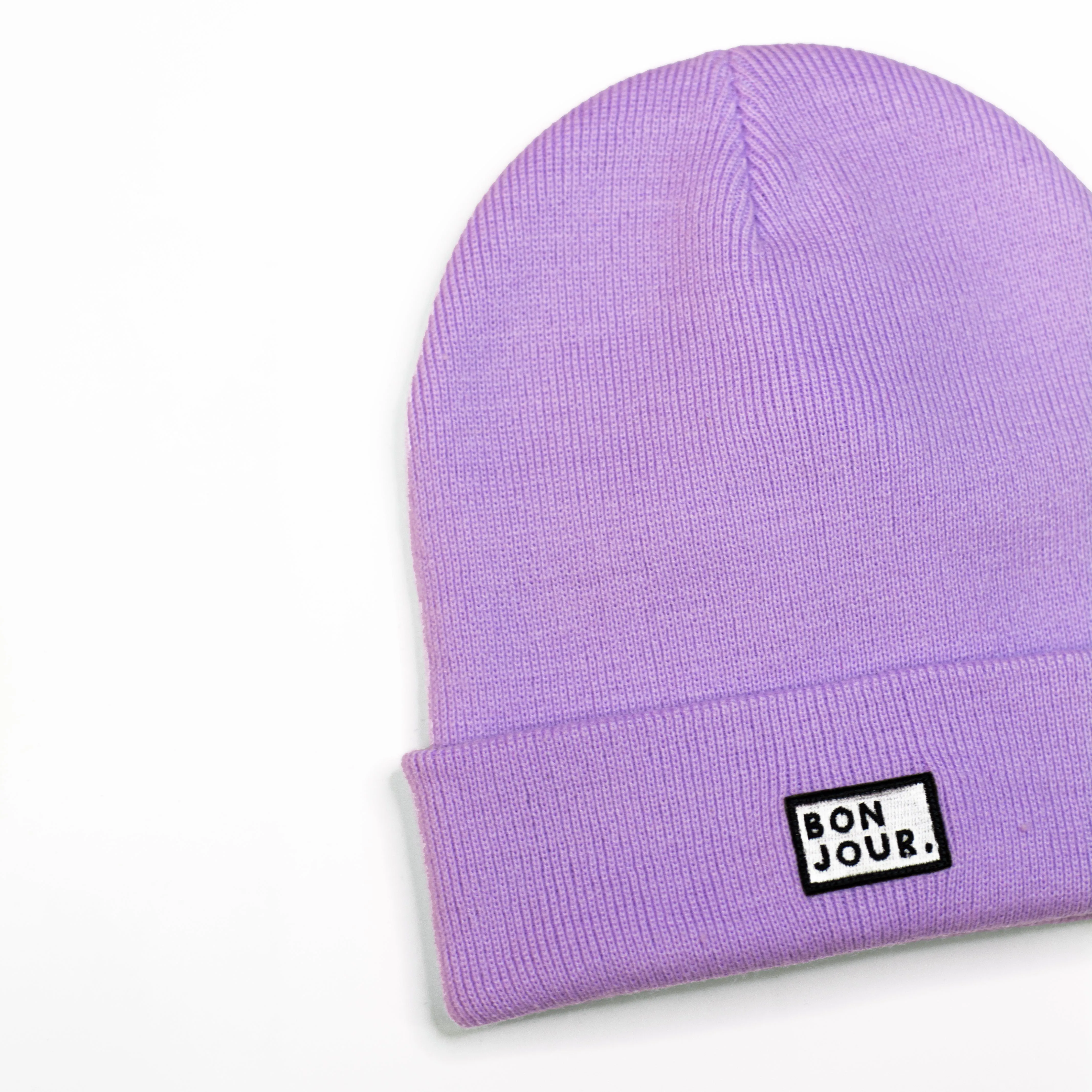 Bonjour. Le Bonnet Lilas