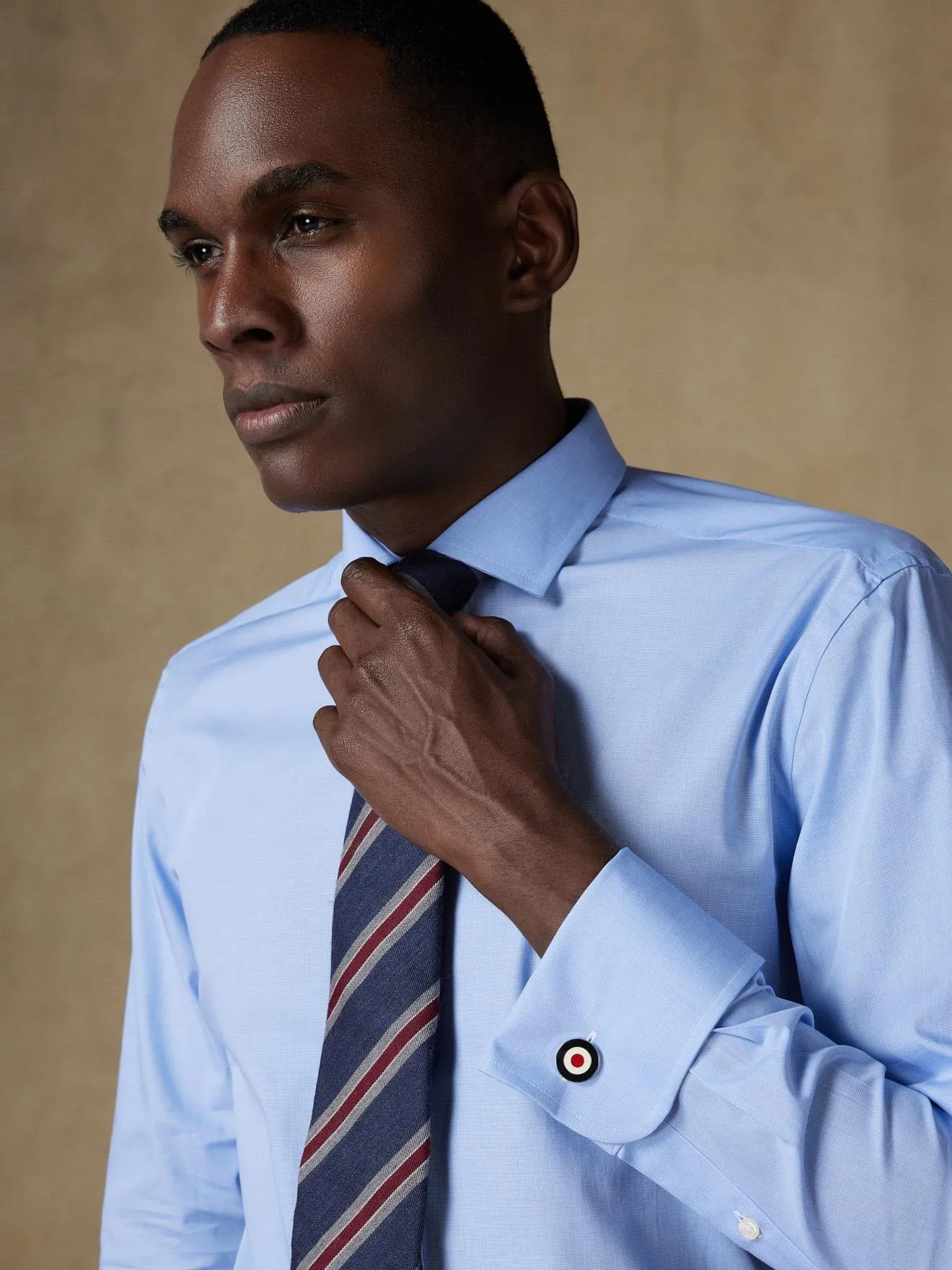 Chemise cintrée Daria en popeline ciel - Poignets Mousquetaires