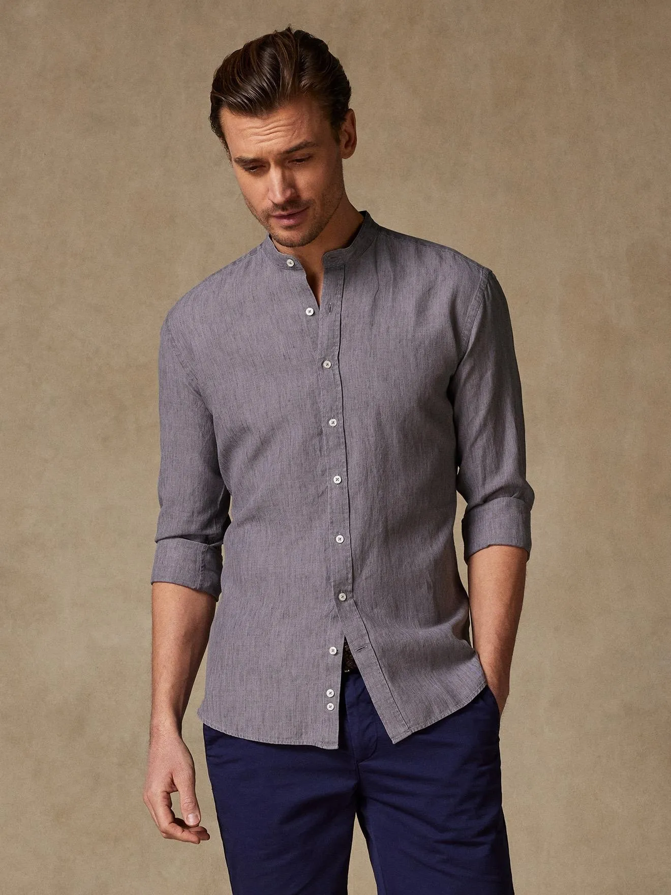Chemise Col Mao cintrée Liam en lin carbone