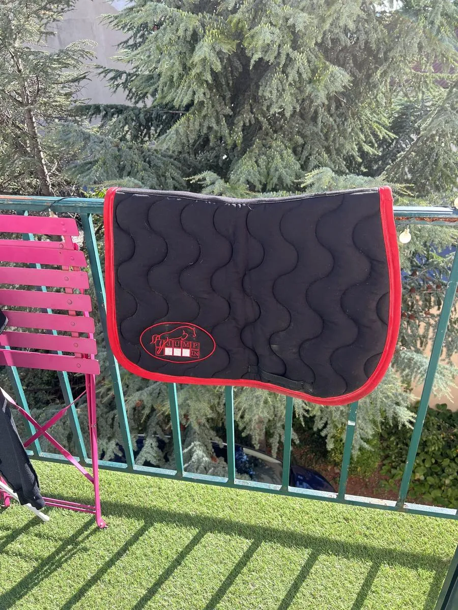 Ensemble Tapis et bonnet Jump'in