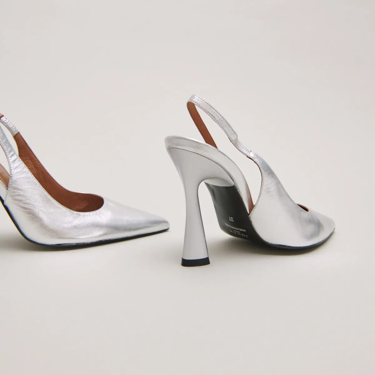 Escarpins à bouts pointus en cuir métallisé argent pour Femme | Jonak