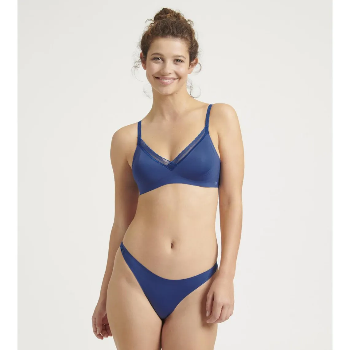 SLOGGI BODY ADAPT TWIST Soft Bra - Bleu | 3 Suisses